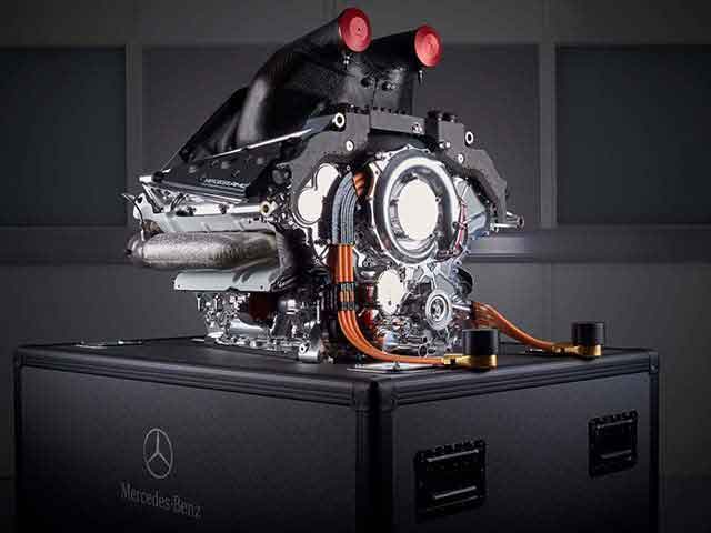 مرسدس بنز AMG-07