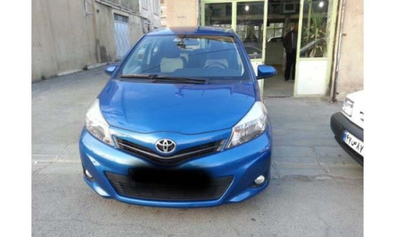 2012,تویوتا,یاریس صندق دار