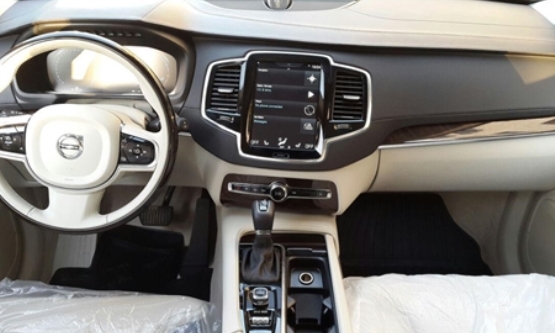 2016,ولوو,XC90