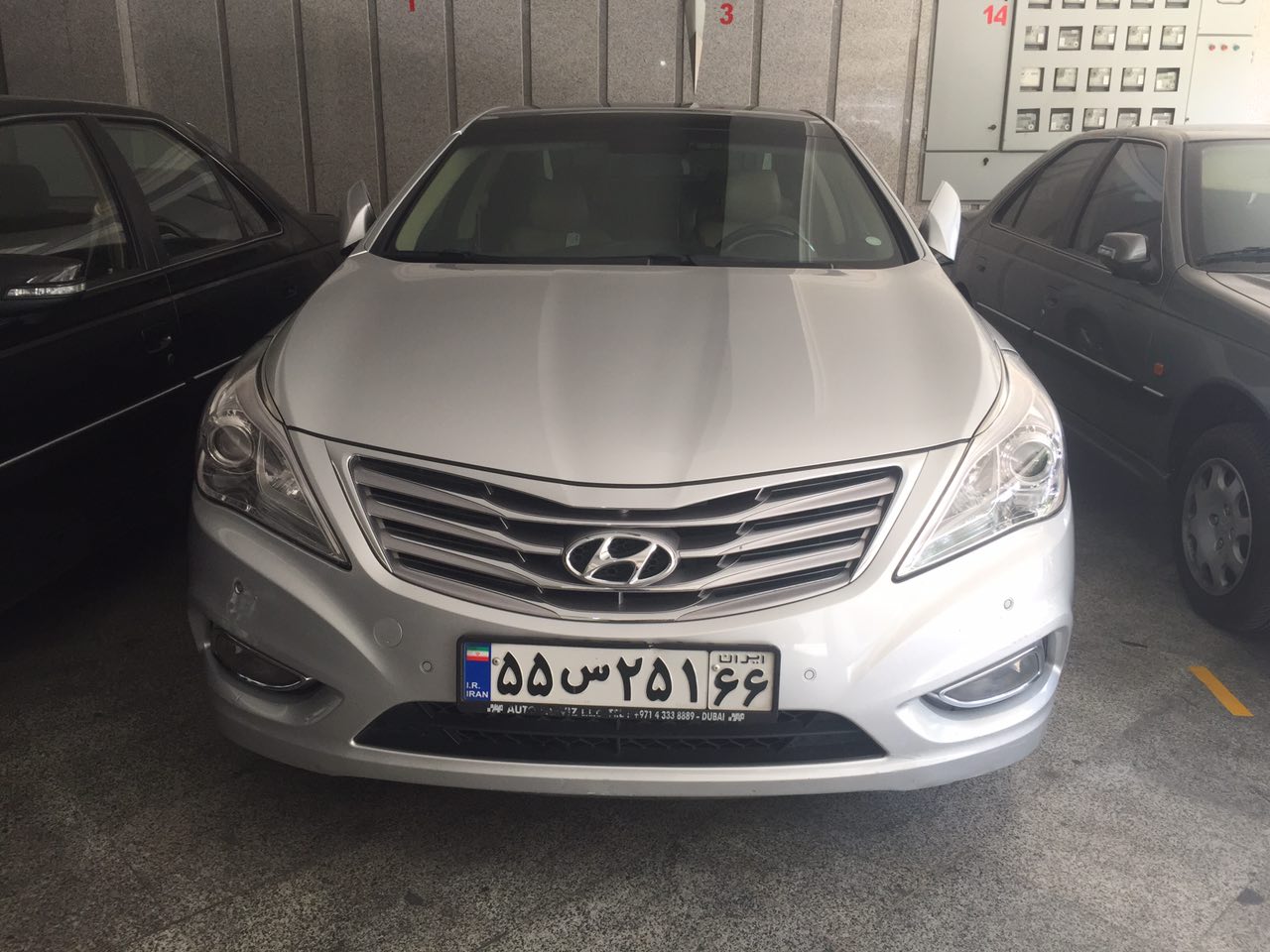 2012, هیوندای, آزرا