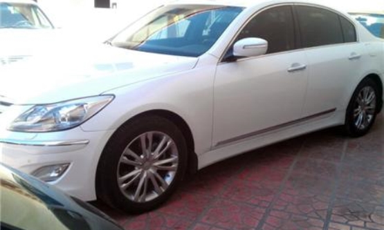2013,هیوندای,جنسیس