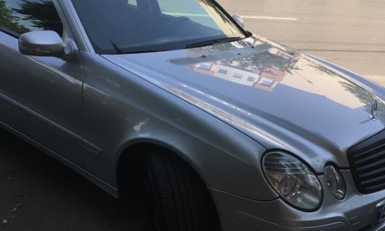 2007,بنز,E200
