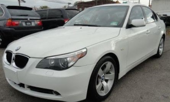 2005,ب ام و,525i