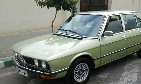 1978,ب ام و,518i