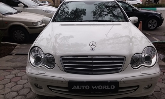 2005,بنز,C180
