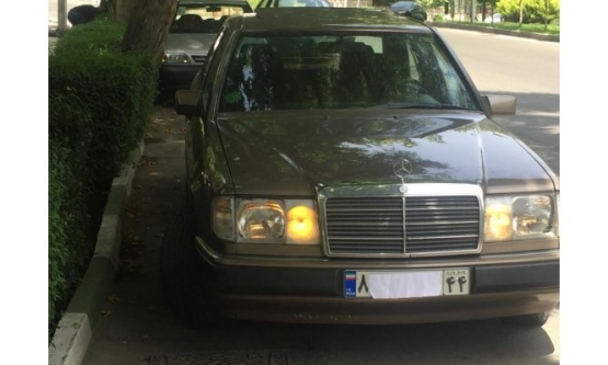 1990,بنز,E200
