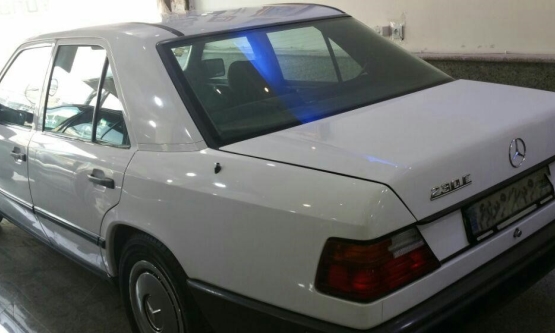 1989,بنز,E230
