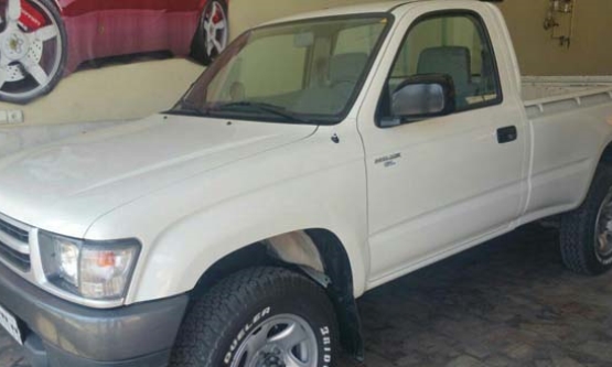 2000,تویوتا,هایلوکس تک کابین