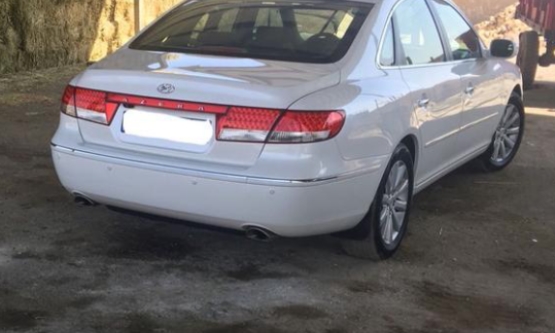 2010,هیوندای,آزرا